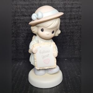 1995 Precious Moments Figurine Follow Your Heart #528080